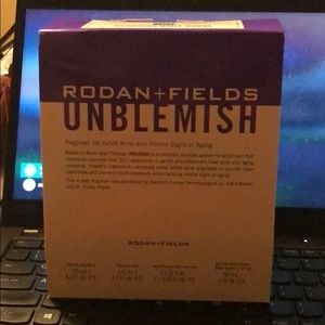 RODAN AND FIELDS UNBLEMISH
